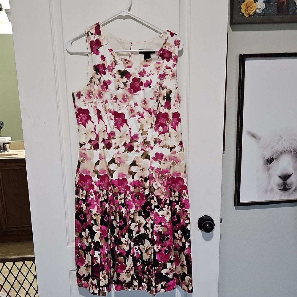 White House Black Market Pink and Cream Floral Midi Dress